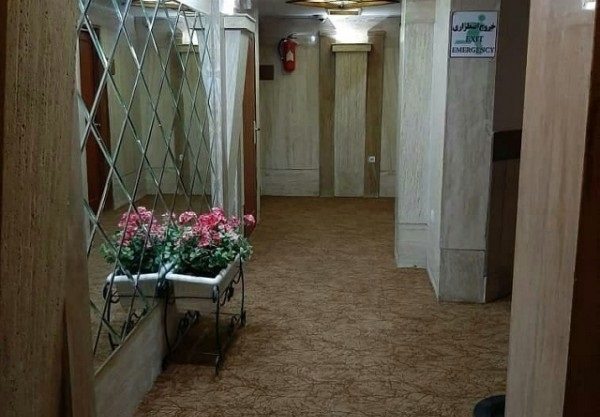 راهروی طبقات هتل آپارتمان کنعان مشهد